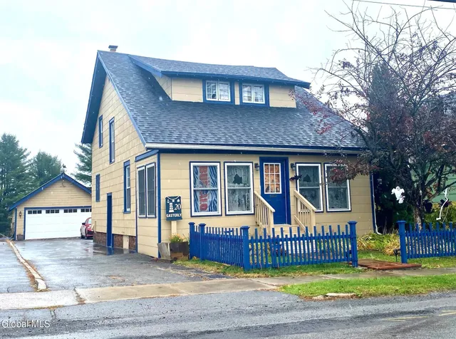 $199,900 | 20 Easterly Street, Gloversville, NY 12078
