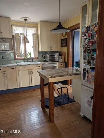 $199,900 | 20 Easterly Street, Gloversville, NY 12078