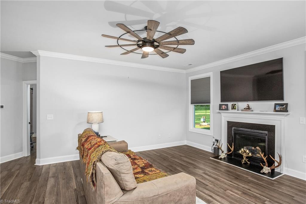 1345 Farmington Road Mocksville, NC 27028 - Photo 20 of 48 Living Room