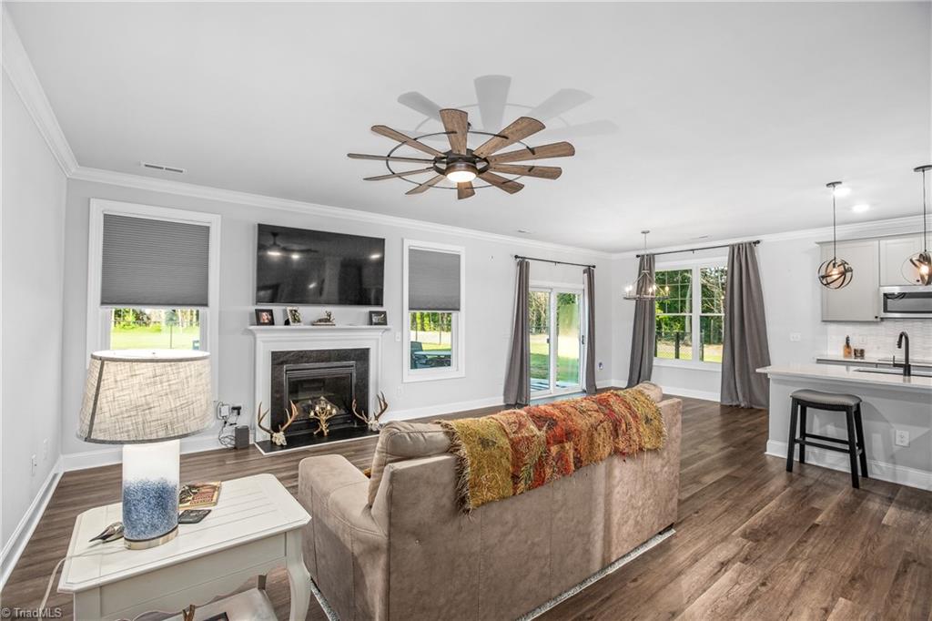 1345 Farmington Road Mocksville, NC 27028 - Photo 21 of 48 Living Room