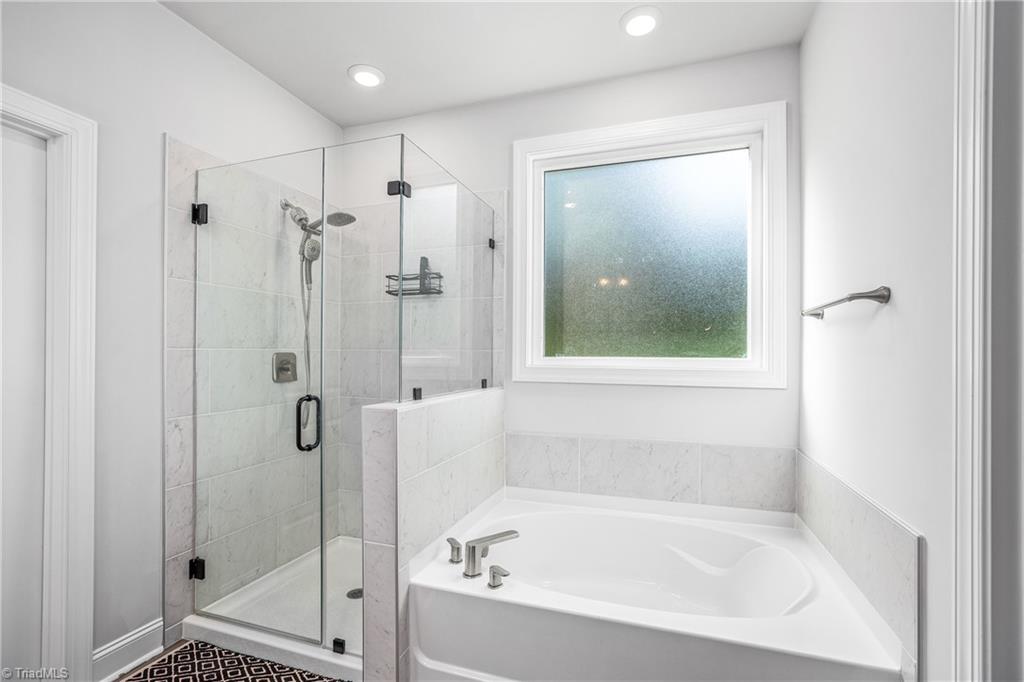 1345 Farmington Road Mocksville, NC 27028 - Photo 26 of 48 Primary Bath