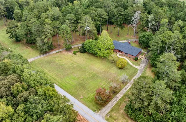 $999,900 | 334 Luther Bailey Road, Senoia, GA 30276