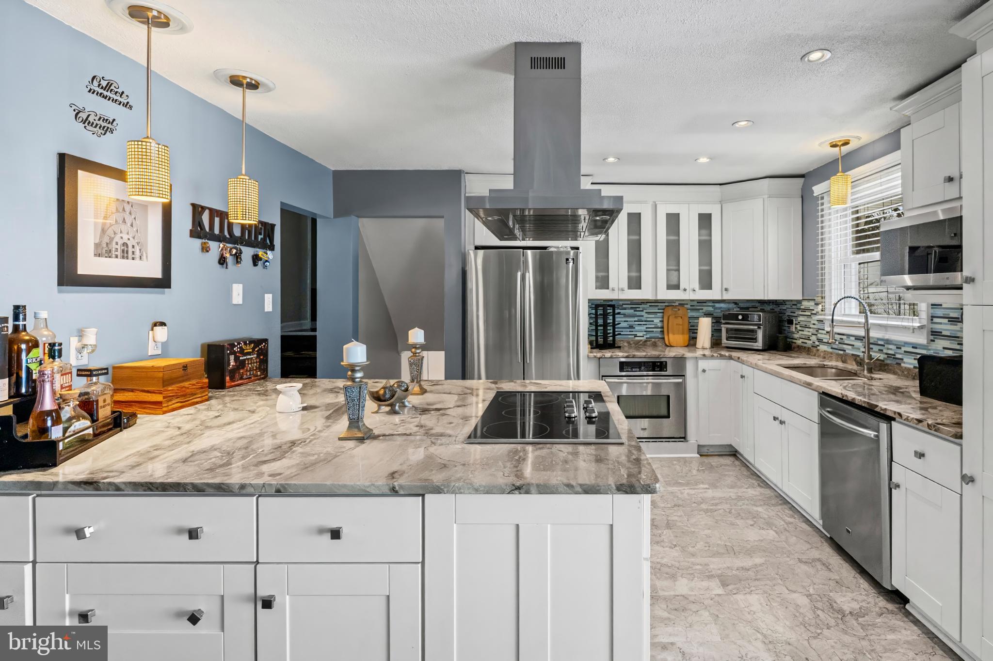 506 Norman Road York, PA 17406 - Photo 11 of 35 Modern kitchen with sleek finishes and style.