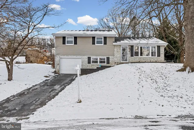 $299,900 | 506 Norman Road, York, PA 17406