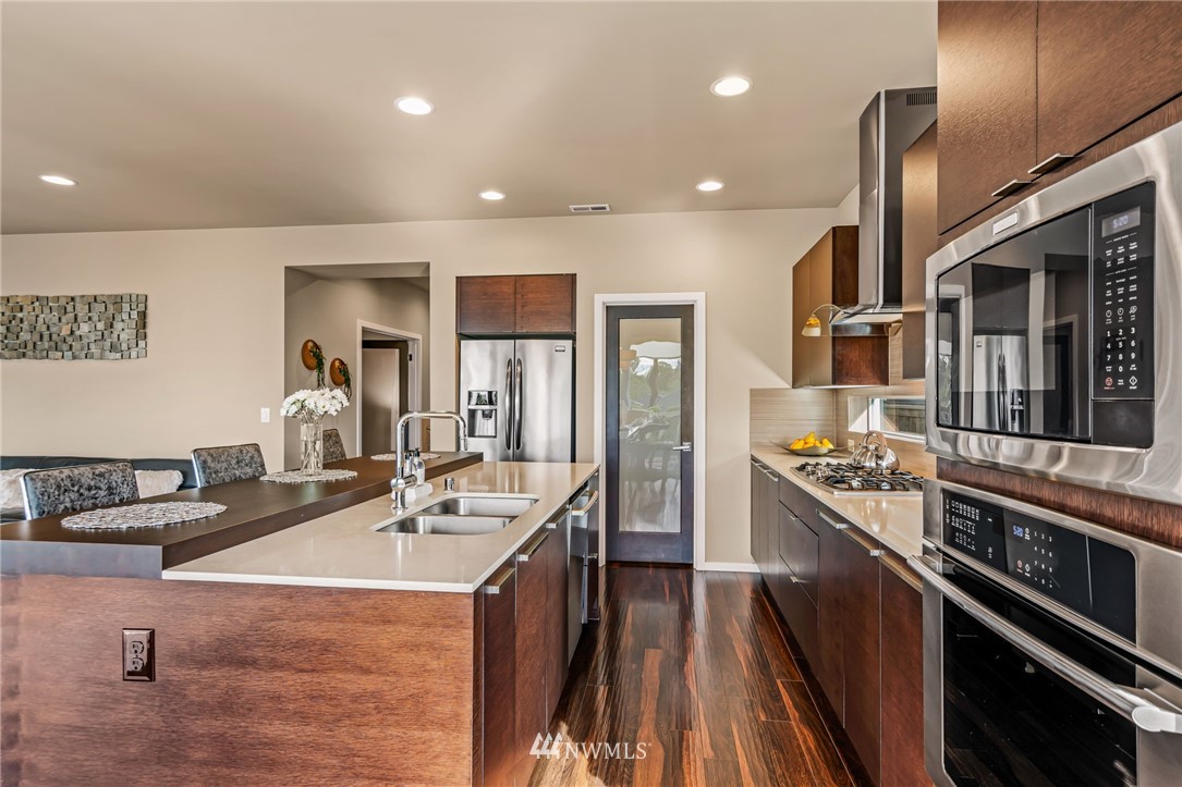 4116 170th Place Southeast Bothell, WA 98012 - Photo 16 of 39 Gallery Image 16