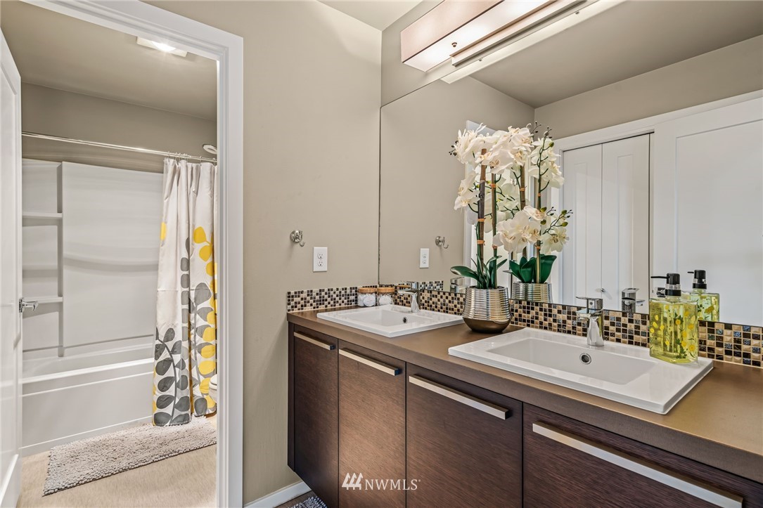 4116 170th Place Southeast Bothell, WA 98012 - Photo 28 of 39 Gallery Image 28