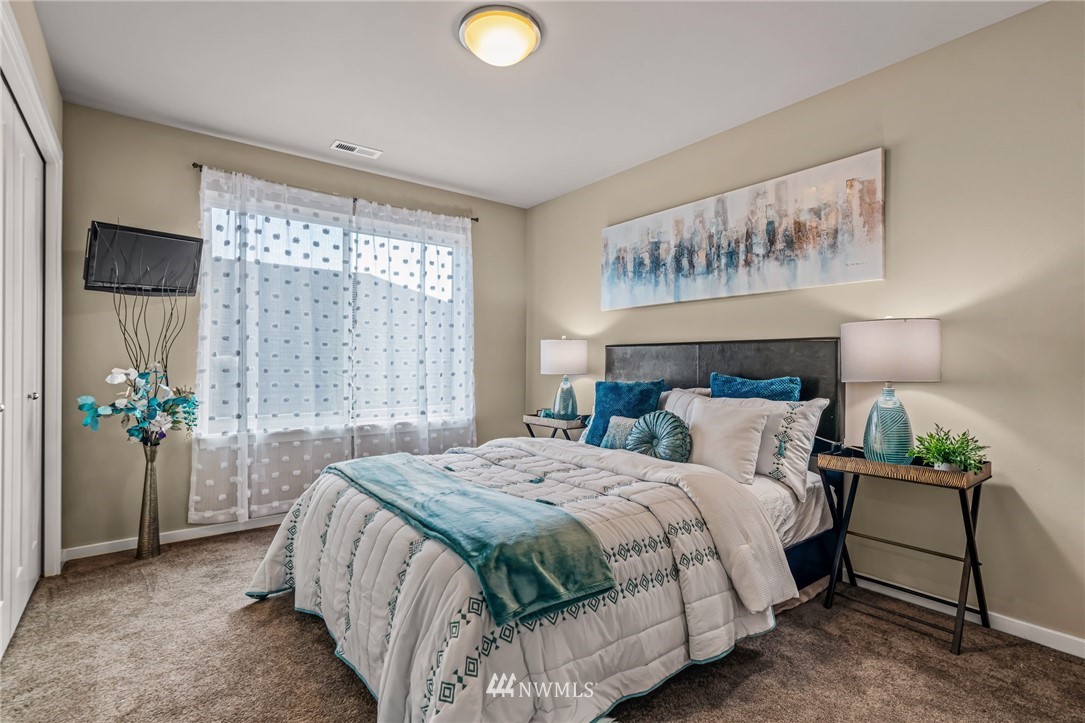 4116 170th Place Southeast Bothell, WA 98012 - Photo 29 of 39 Gallery Image 29