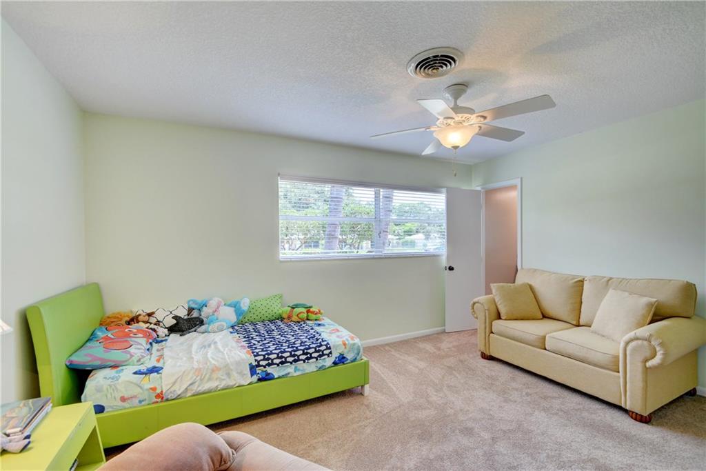 1663 Northwest Spruce Ridge Drive Stuart, FL 34994 - Photo 27 of 39 Gallery Image 27