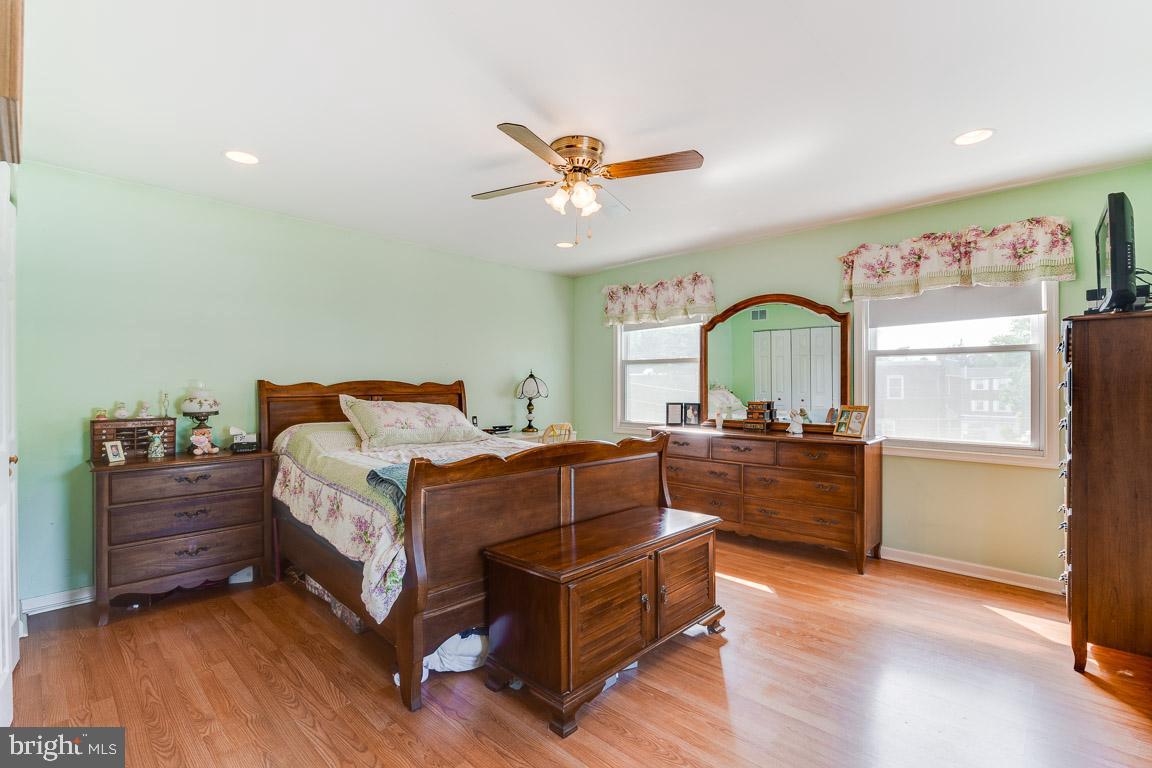 12004 Sewell Road Philadelphia, PA 19116 - Photo 22 of 35