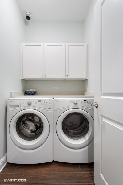 1248 West Grace Street, Unit 1 Chicago, IL 60613 - Photo 32 of 35 a utility room with sink dryer and washer