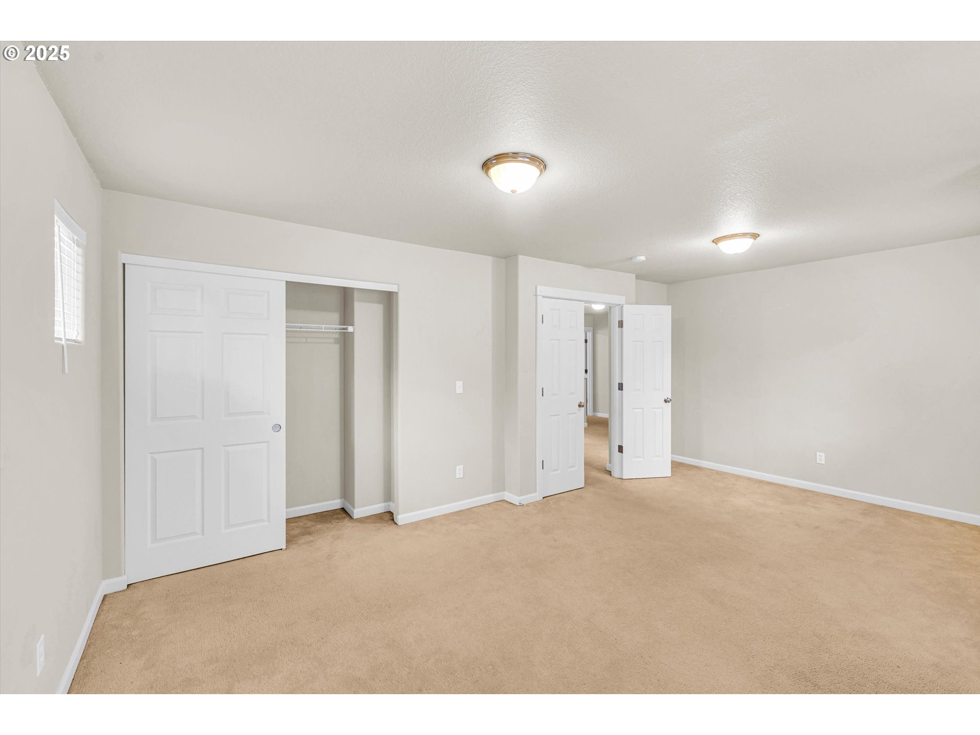 1892 Southwest Willowview Terrace Beaverton, OR 97003 - Photo 43 of 48 a view of empty room