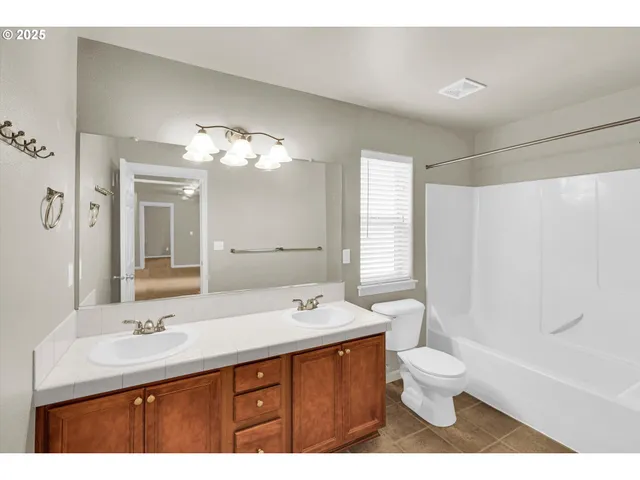 $645,000 | 1892 Southwest Willowview Terrace, Beaverton, OR 97003