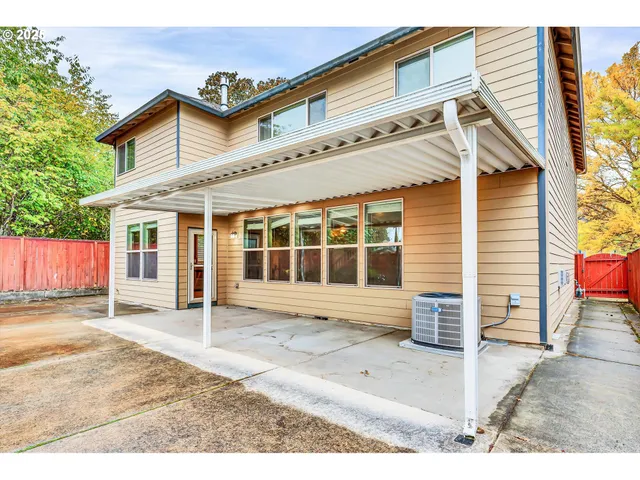 $645,000 | 1892 Southwest Willowview Terrace, Beaverton, OR 97003