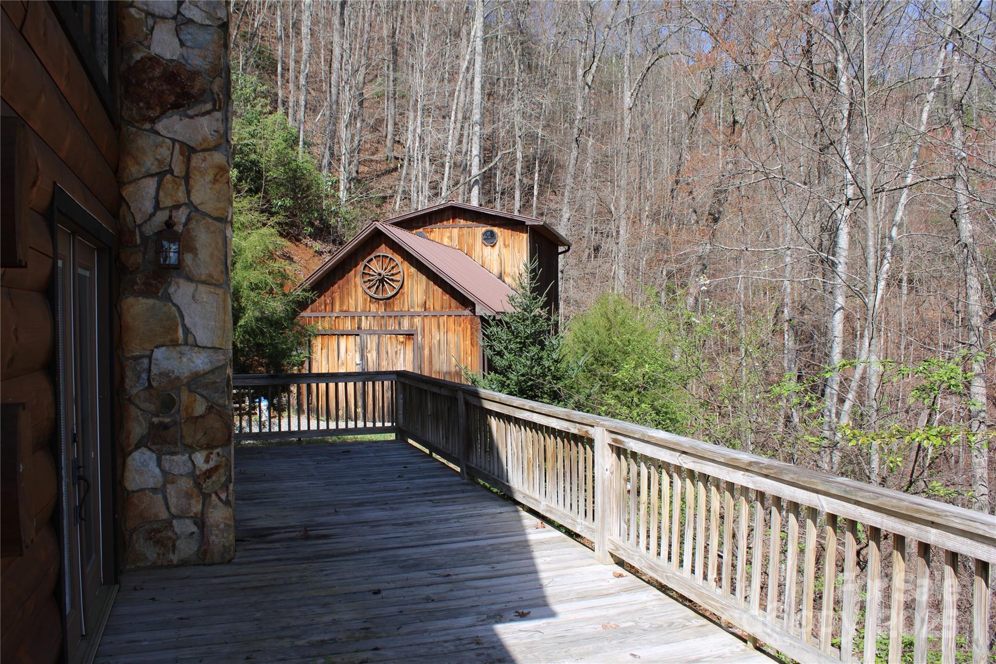 460 Plainview Ridge Sylva, NC 28779 - Photo 8 of 47 Gallery Image 8