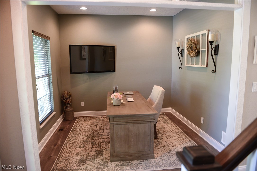 1712 Brainard Road Cleveland, OH 44124 - Photo 3 of 26