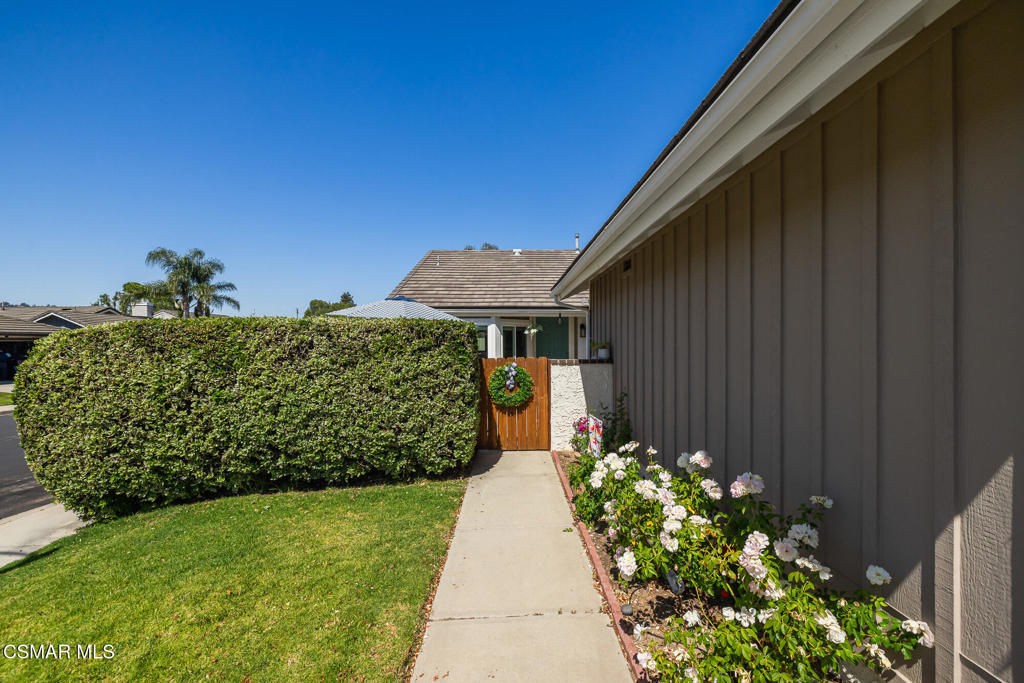 4507 North Ashtree Street Moorpark, CA 93021 - Photo 2 of 36