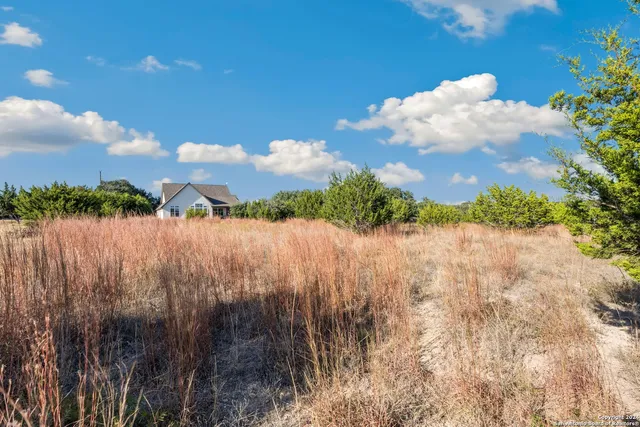 $54,000 | 115 Jacob Dearing Street, Blanco, TX 78606