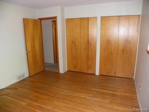 Bedroom 1a.jpg