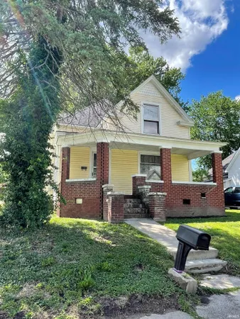 $182,500 | 223 South Lawton Street, Jasonville, IN 47438