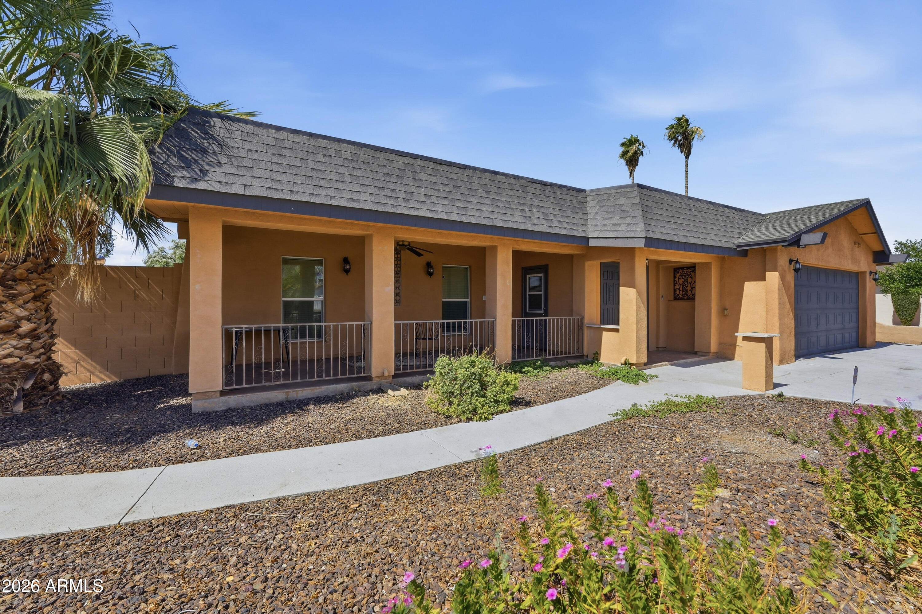 5654 West Mountain View Road Glendale, AZ 85302 - Photo 2 of 34 5654 (2)