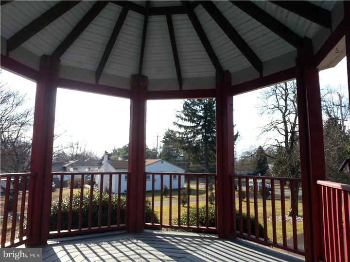 427 County Line Road Huntingdon Valley, PA 19006 - Photo 8 of 11 Gallery Image 8