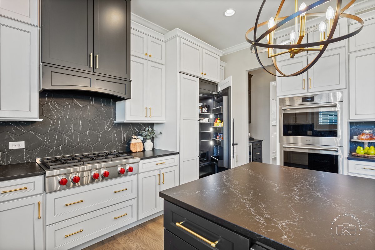 4875 Foley Lane St. Charles, IL 60175 - Photo 11 of 46 Gallery Image 11