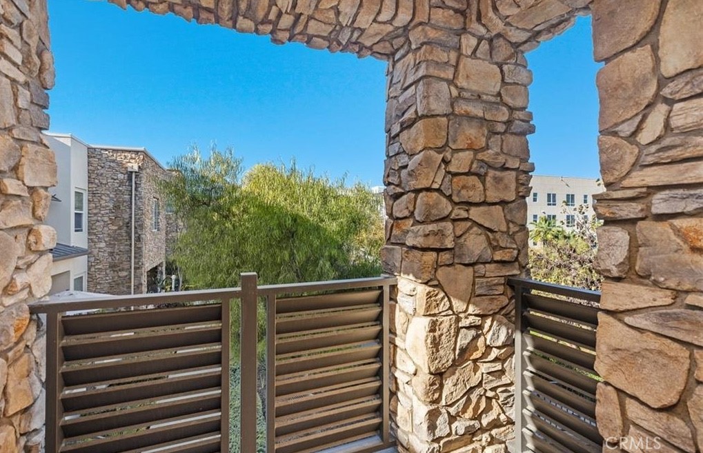 24 Colonial Way Aliso Viejo, CA 92656 - Photo 10 of 27 a view of a building