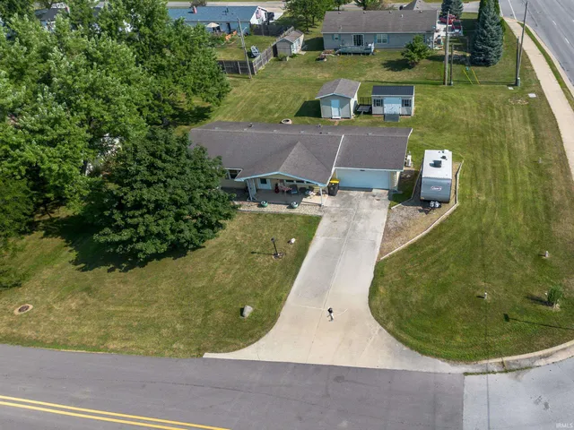 $202,900 | 9611 Lima Road, Fort Wayne, IN 46818