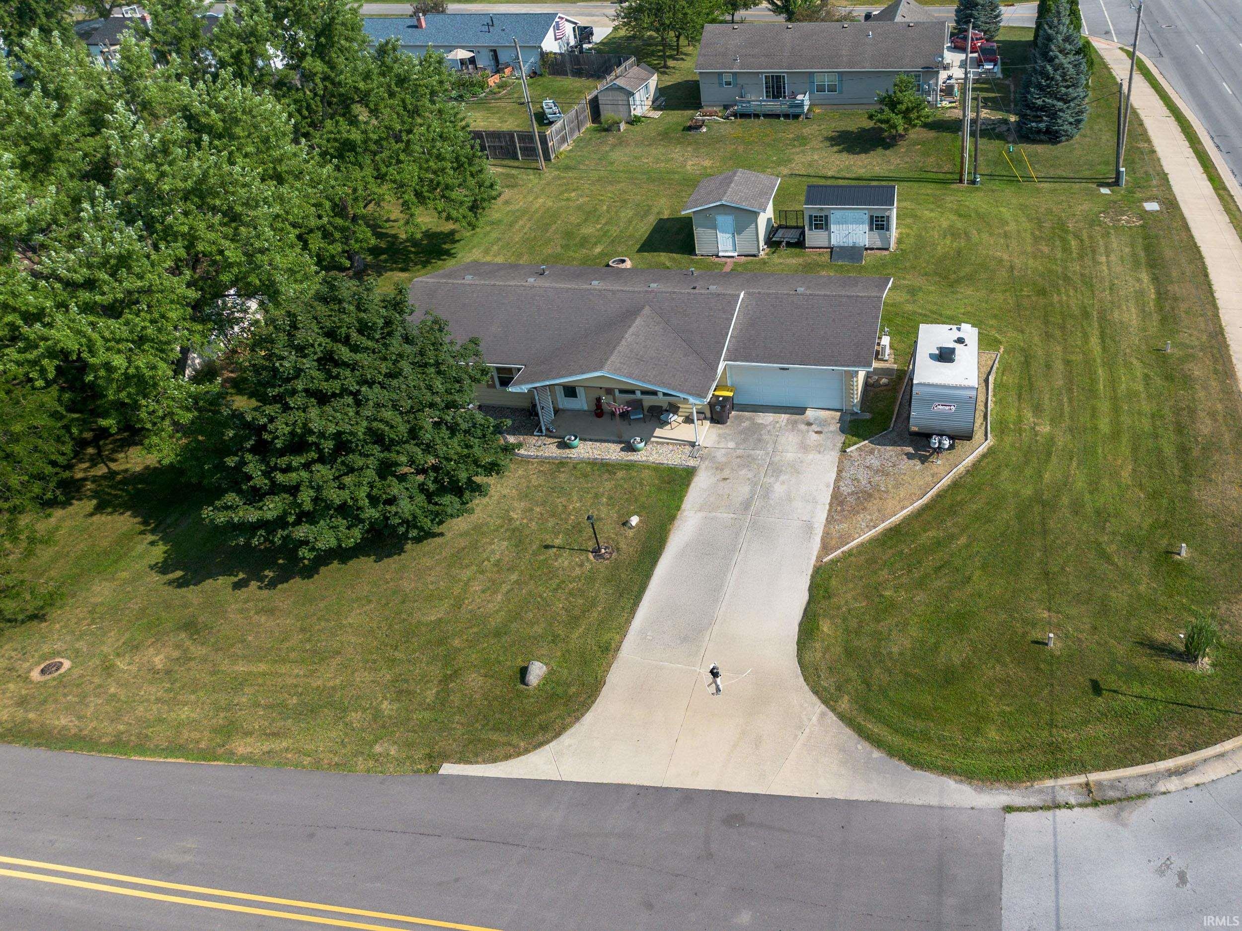 9611 Lima Road Fort Wayne, IN 46818 - Photo 7 of 26