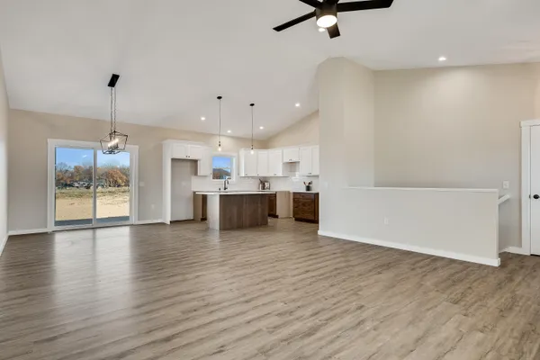 $485,000 | 935 Crockett Drive, Holmen, WI 54636