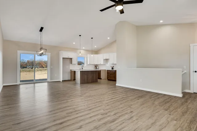 $485,000 | 935 Crockett Drive, Holmen, WI 54636