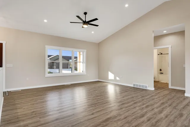 $485,000 | 935 Crockett Drive, Holmen, WI 54636