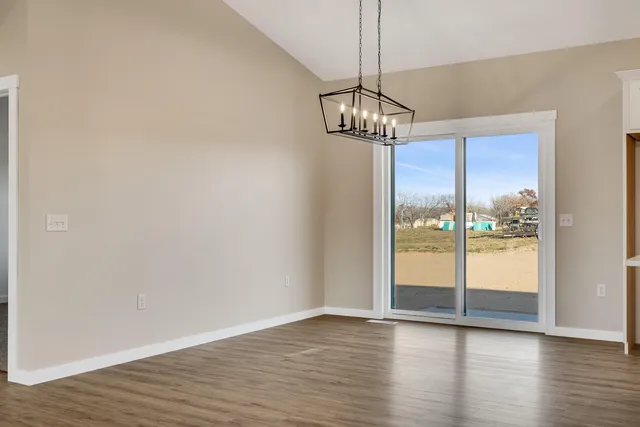 $485,000 | 935 Crockett Drive, Holmen, WI 54636