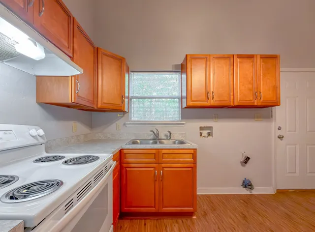 $995 | 4724 Cobblestone Lane, Tallahassee, FL 32305