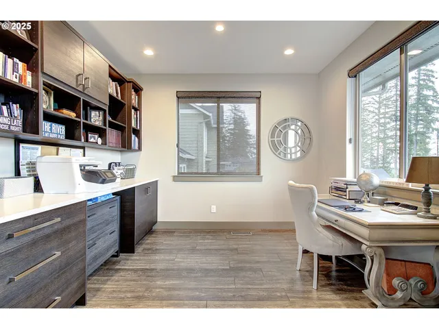 $1,250,000 | 1902 North 18th Court, Washougal, WA 98671