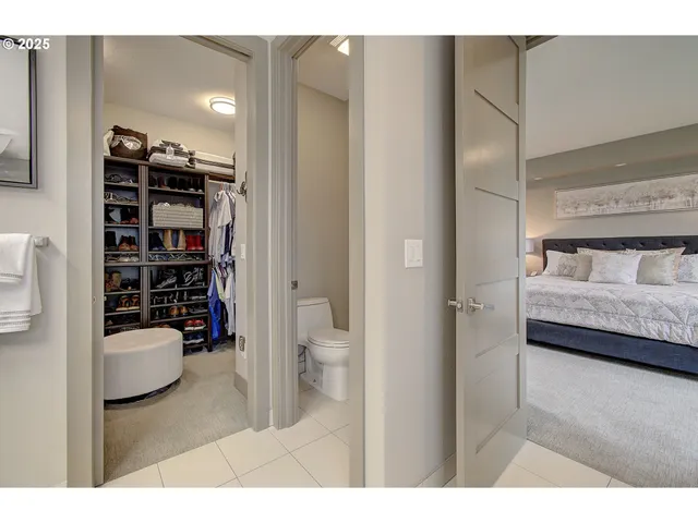 $1,250,000 | 1902 North 18th Court, Washougal, WA 98671