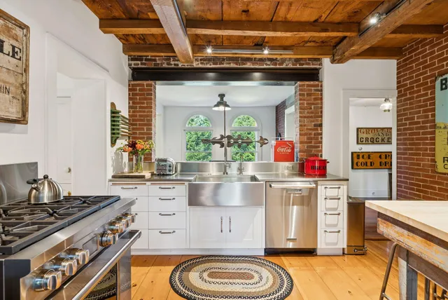 $1,500,000 | 51 Pleasant Street, Yarmouth, ME 04096