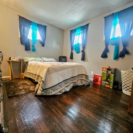 $94,999 | 1525 East 23rd Street, Muncie, IN 47302