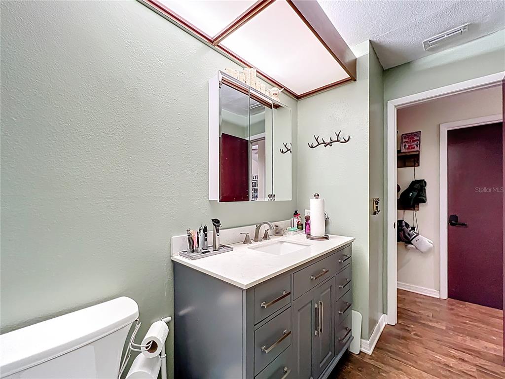 1876 Springbush Lane Clearwater, FL 33763 - Photo 17 of 40