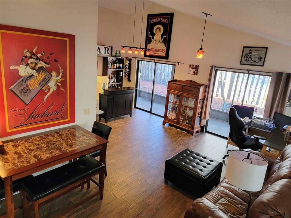 1876 Springbush Lane Clearwater, FL 33763 - Photo 8 of 40