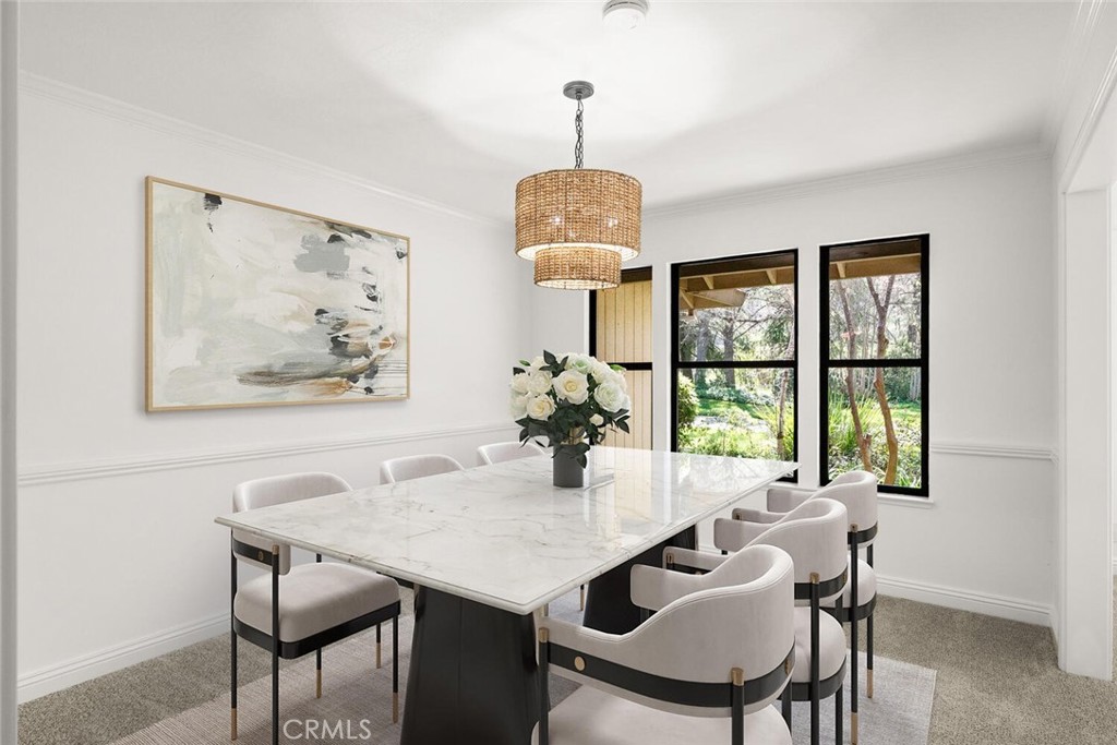 19 Sycamore Valley Road Chico, CA 95973 - Photo 21 of 53 Virtually Staged - Dining room