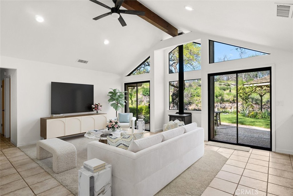 19 Sycamore Valley Road Chico, CA 95973 - Photo 5 of 53 Virtually staged - Beautiful views of the back yard!