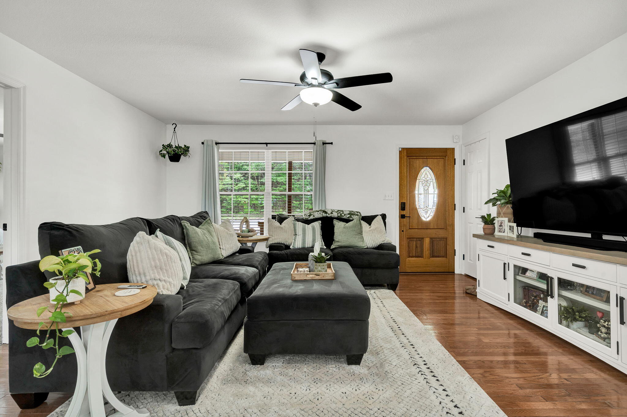 3305 Ridgeway Drive Cleveland, TN 37312 - Photo 4 of 32 22-web-or-mls-DSC06969