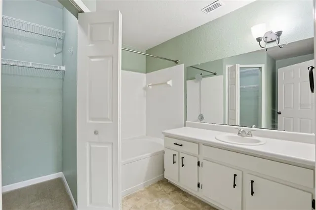 $225,000 | 13103 Mulberry Park Drive, Unit 829, Orlando, FL 32821