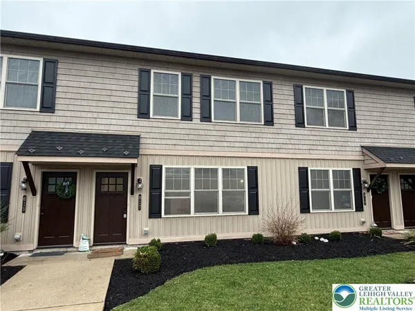 $2,400 | 617 Linden Street, Coopersburg, PA 18036