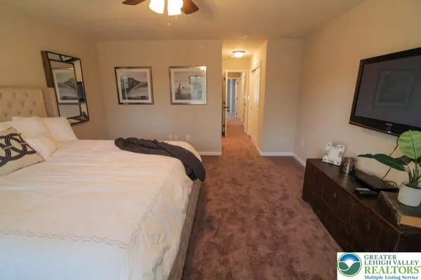 $2,400 | 617 Linden Street, Coopersburg, PA 18036