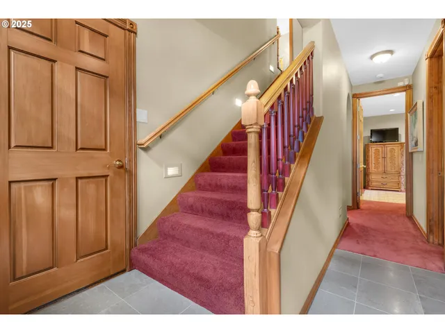 $2,175,000 | 747 Oak Street, Cannon Beach, OR 97110