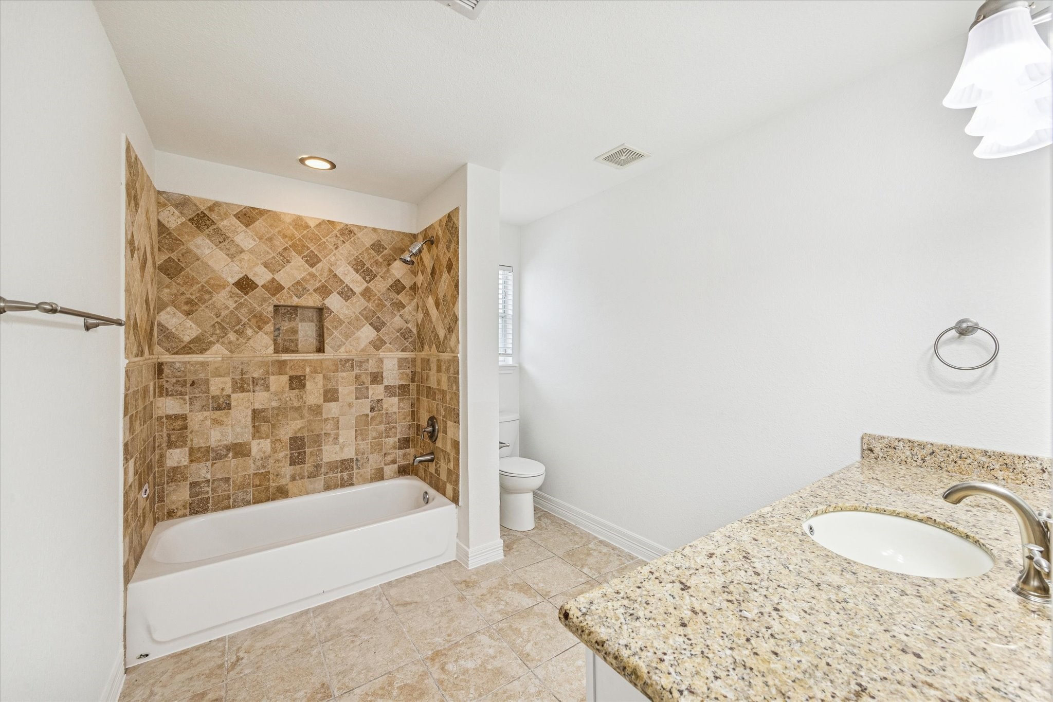 4314 Oxhill Road Spring, TX 77388 - Photo 18 of 22 Second full bath updstairs.