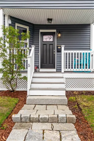 $475,000 | 5 Arlington Avenue, Nashua, NH 03060