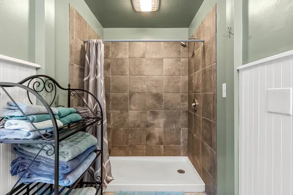 $475,000 | 5 Arlington Avenue, Nashua, NH 03060